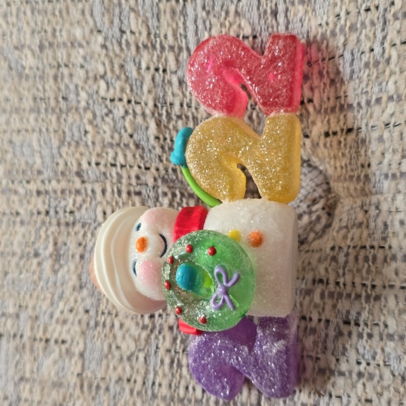 HALLMARK COLLECTIBLE KEEPSAKE "SWEET DECADE" CHRISTMAS TREE ORNAMENT - Picture 5 of 11